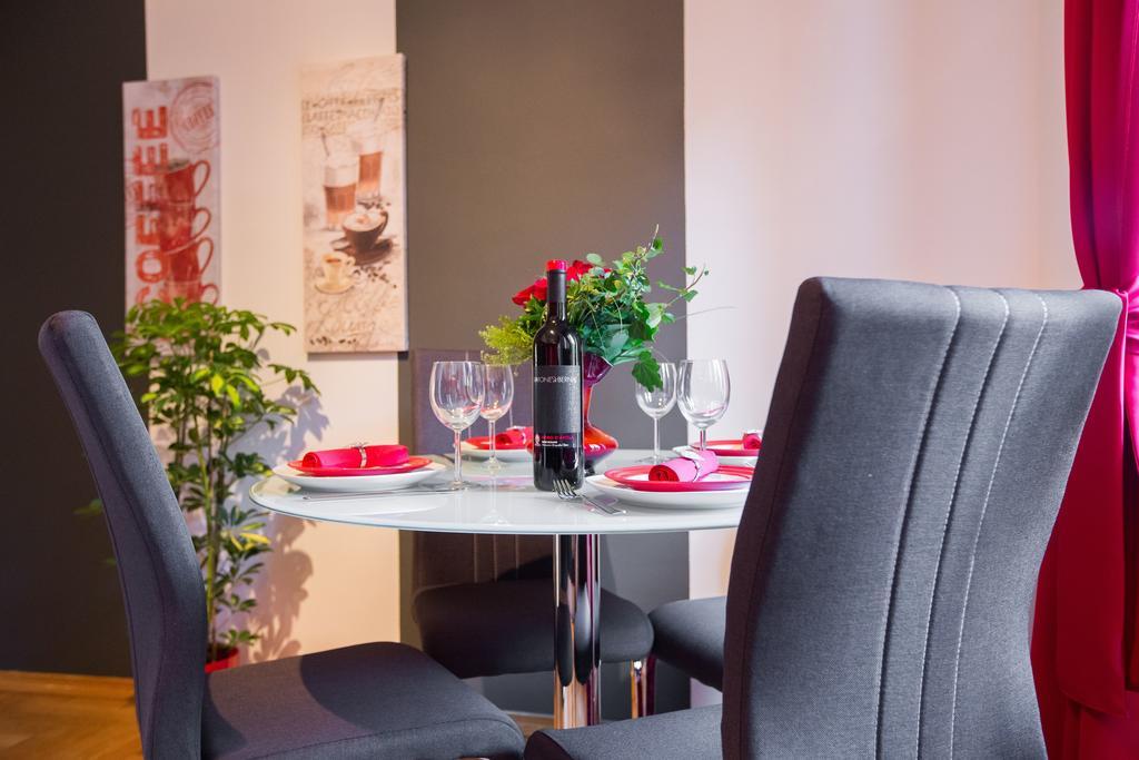 Visitzagreb Ruby Apartment Bagian luar foto